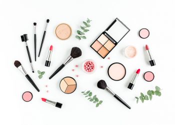 Học make up- Các bước trang điểm tự nhiên cho cô gái văn phòng
