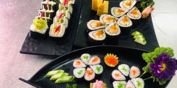 Trường dạy làm sushi. Dạy học nấu ăn Nhật Bản